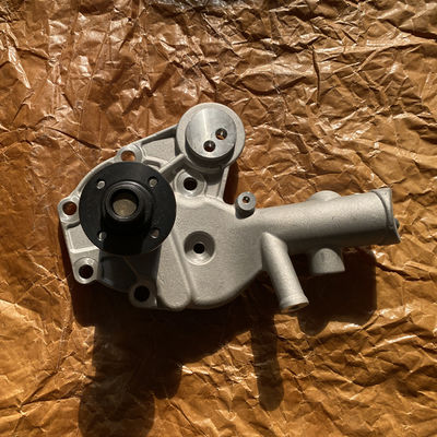 ISUZU 6HH1 6HE1 डीजल इंजन वाटर पंप OEM 8943934473 6 महीने की वारंटी